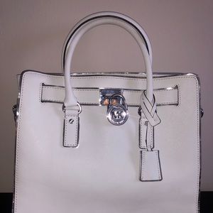 Micheal Kors Hampton tote bag white